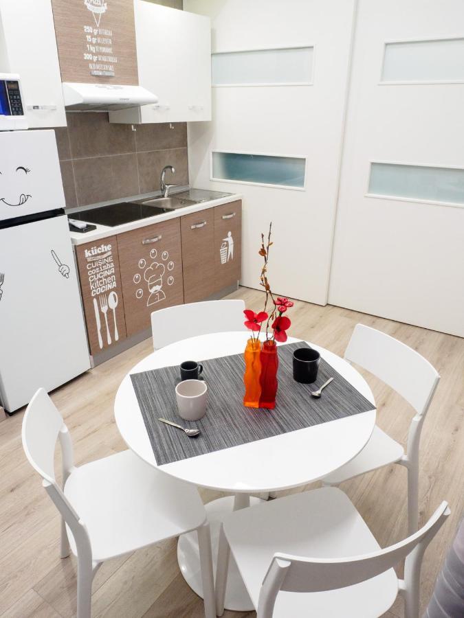 Plebiscito Home Holidays Napoli Eksteriør billede